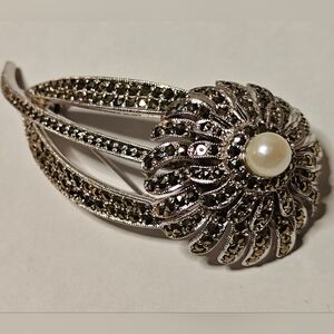 Vintage Art Deco Style Signed SPHINX Marchasite Brooch